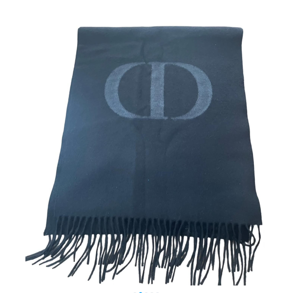CHRISTIAN DIOR